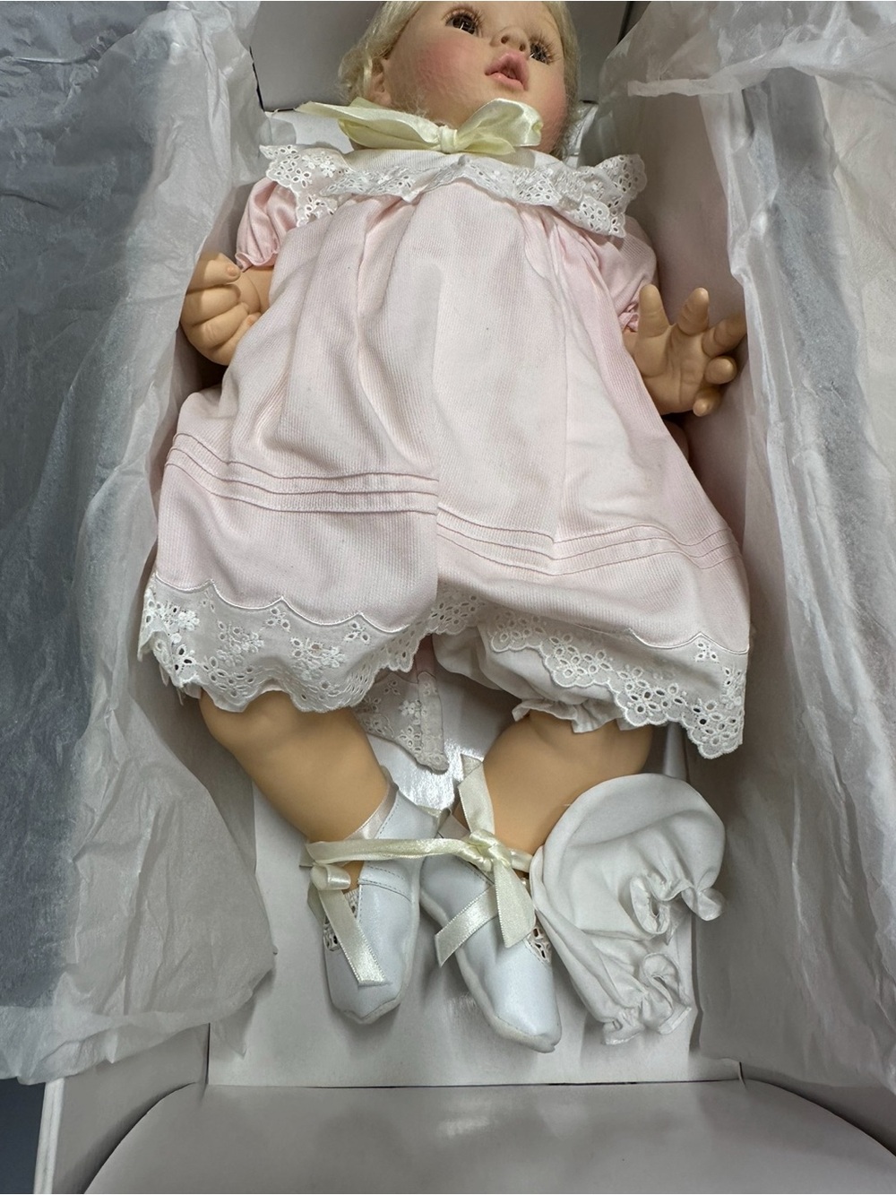 Pauline's Limited Edition Dolls Kaitlyn - Picture 4 of 14